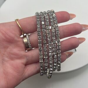 1129. Cache Crystal & Silver Stretch Bracelet‎ Stack